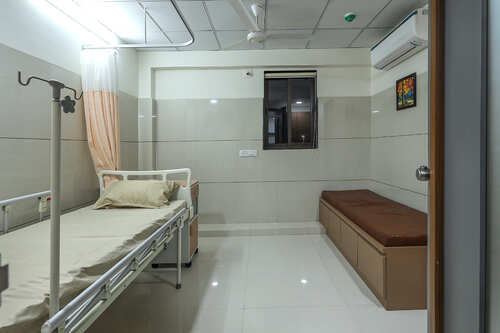 Best Uro Oncologist in Ahmedabad  
