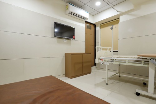 Stone Specialist Doctor in Ahmedabad  

